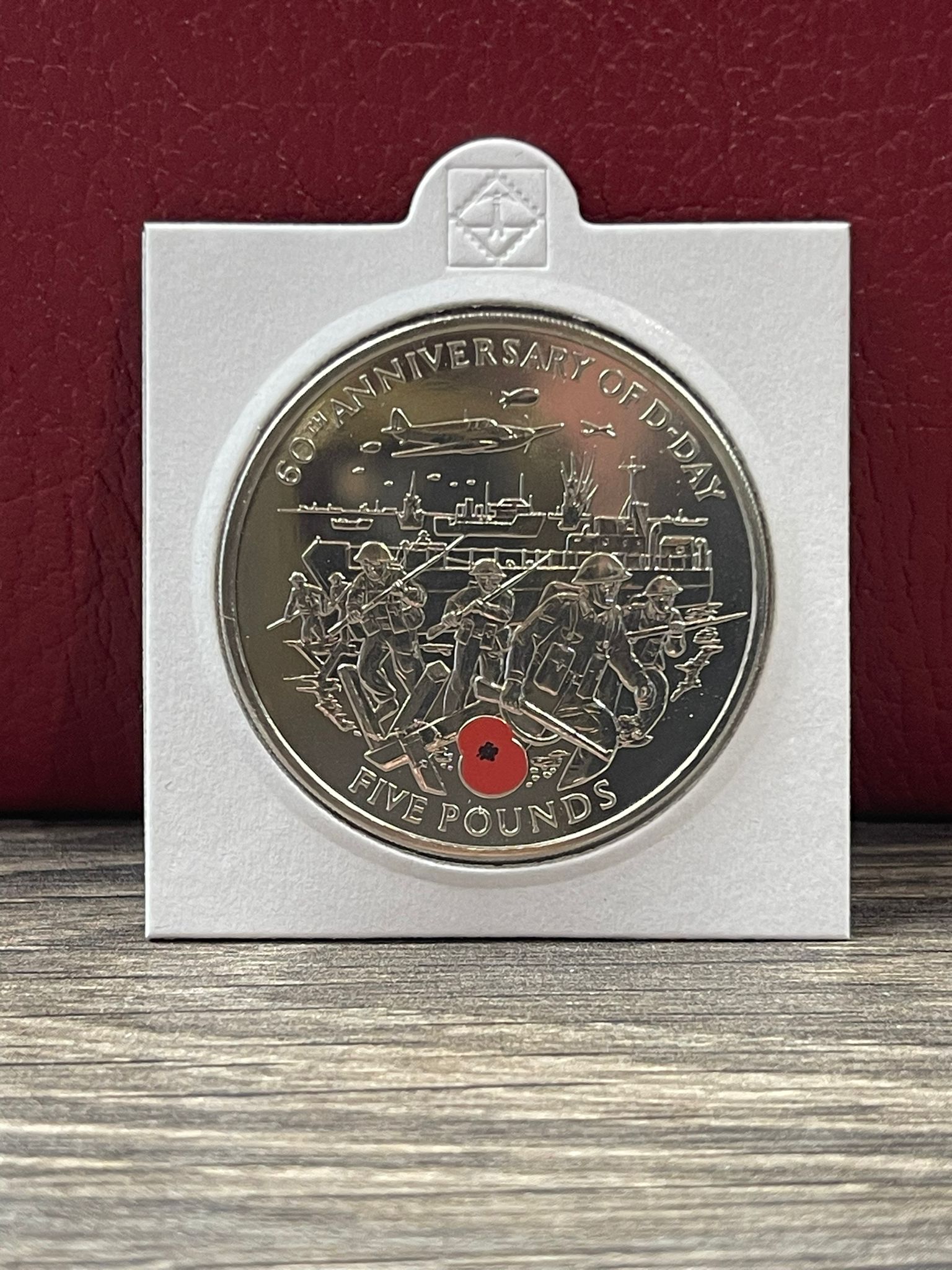 2004 Guernsey 60th Anniversary of the D-Day £5 Brilliant Uncirculated (BUNC)