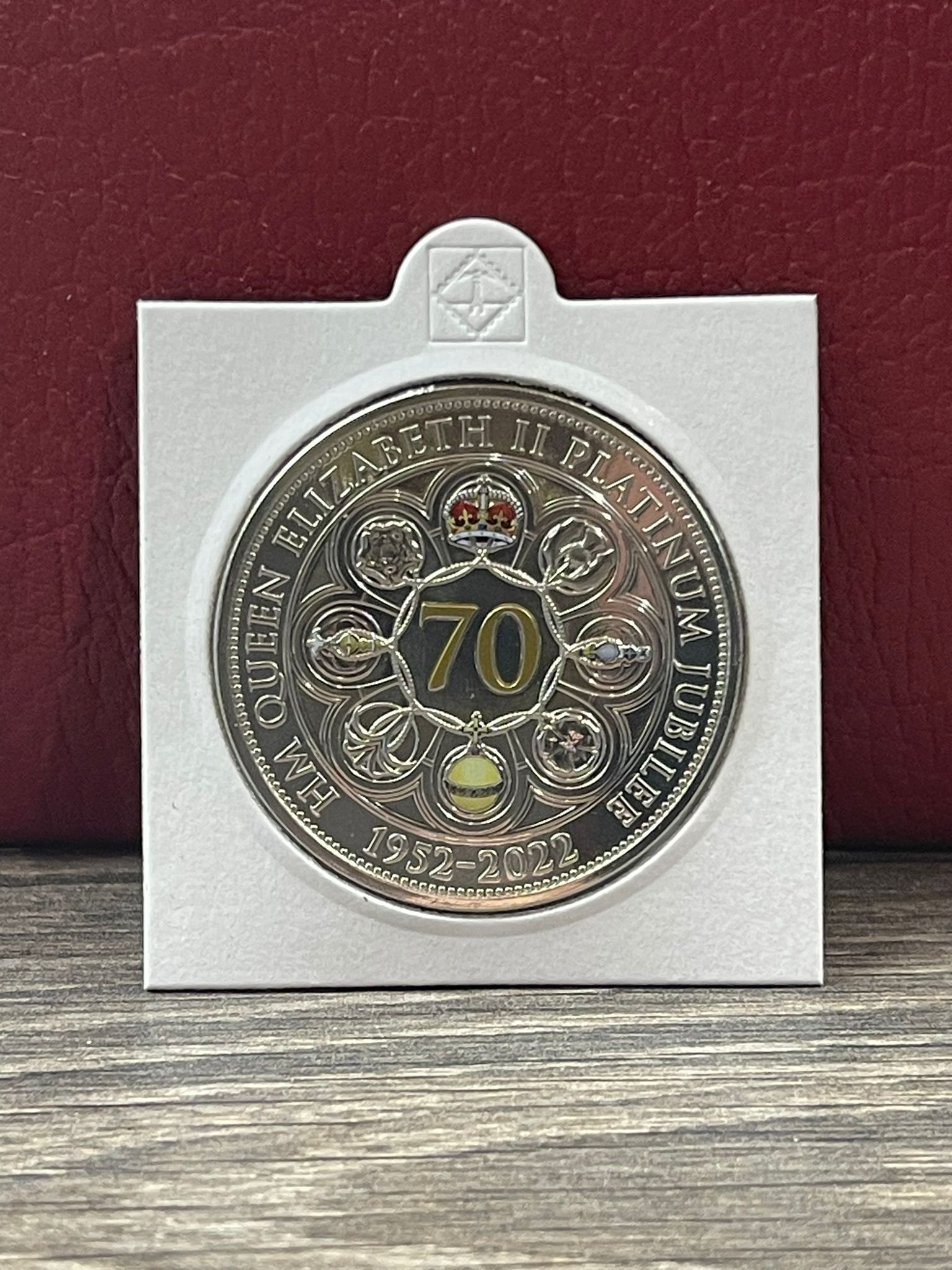 2022 Guernsey Platinum Jubilee £5 Brilliant Uncirculated (BUNC)